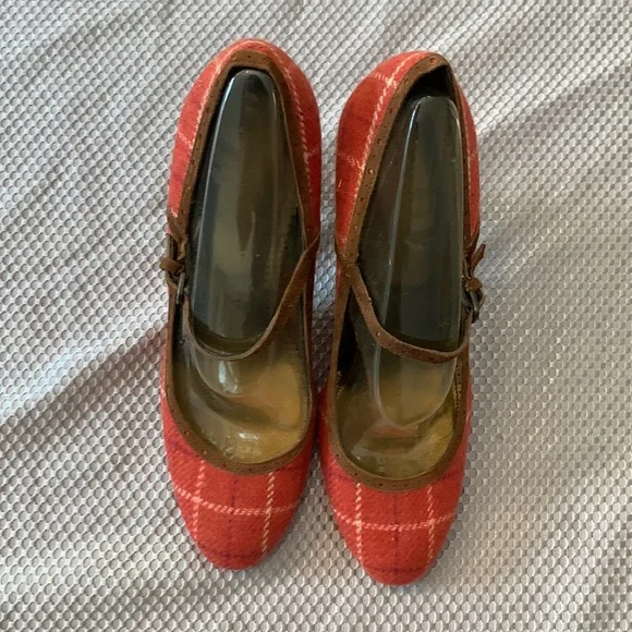 Made in Italy J Crew Women’s Shoes; Mary Jane with 3.75 heel and rounded front - Picture 8 of 14